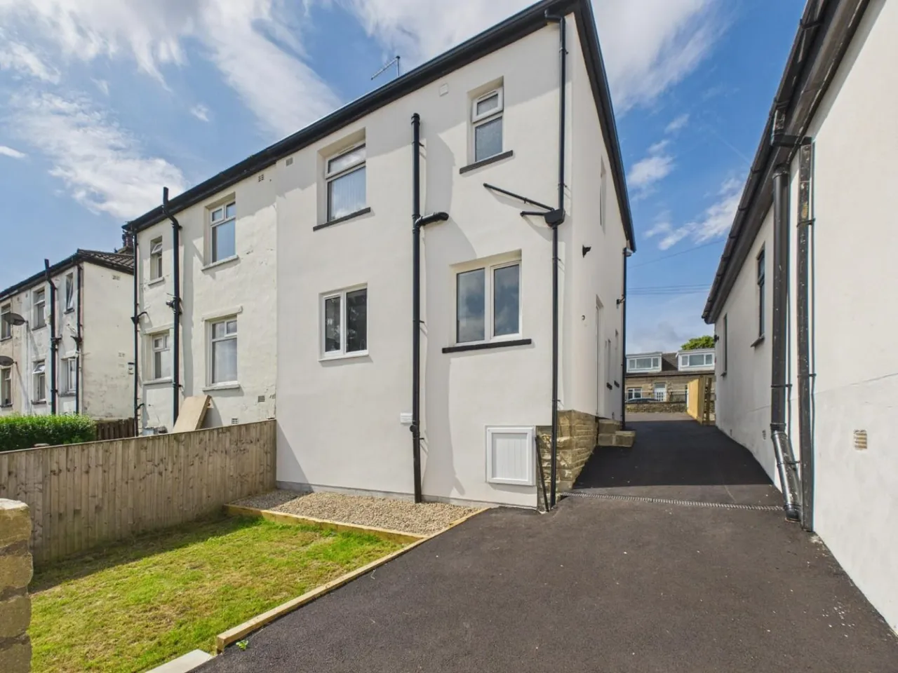 Leeds Road, Eccleshill, BD2, photo 17