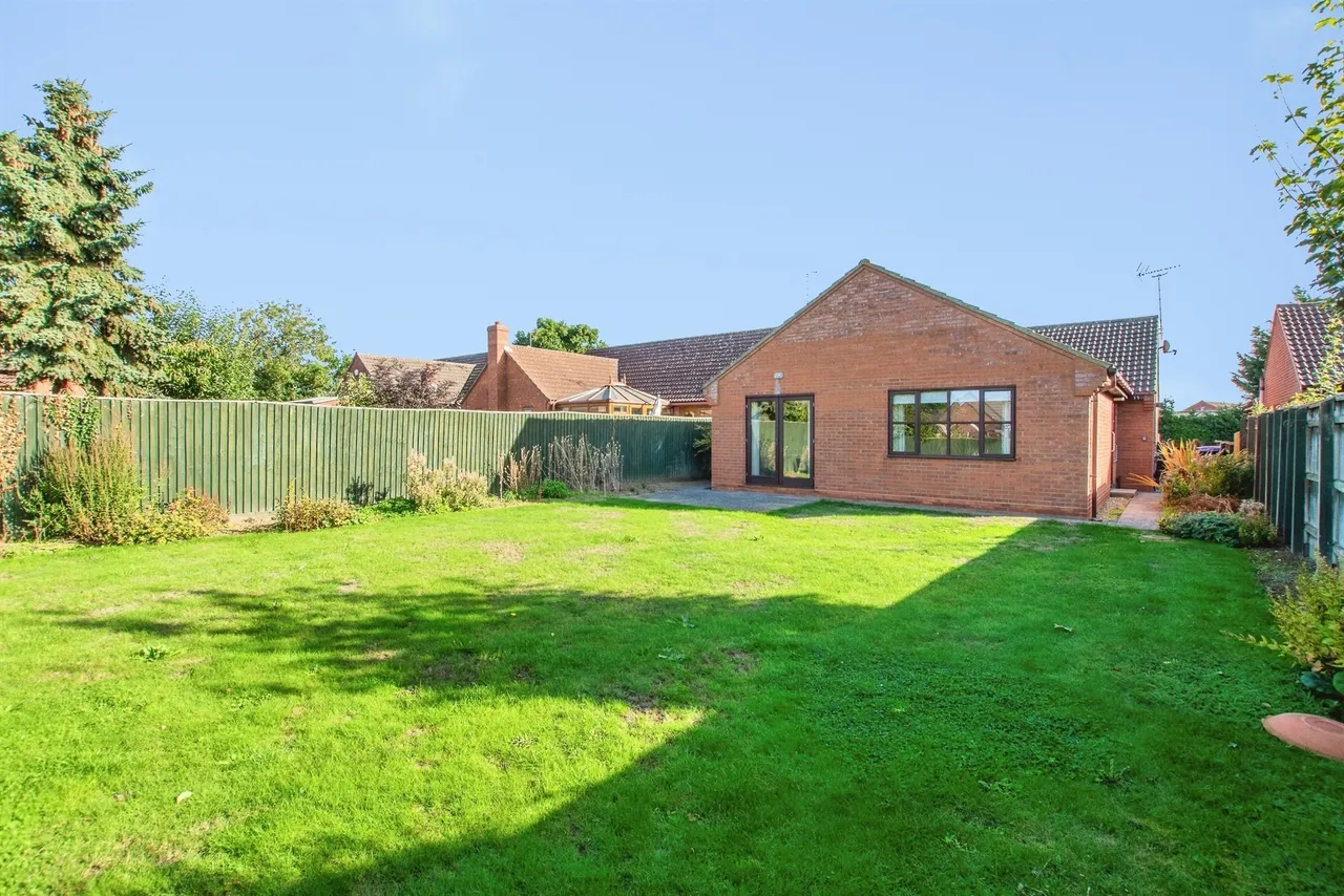 Sutton Gate, Sutton St. James, PE12, photo 21