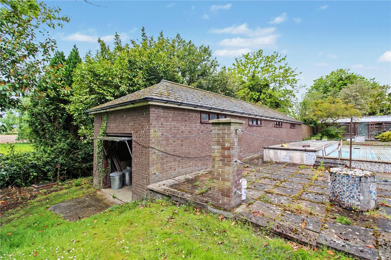 Hulver Road, Mutford, NR34, photo 23