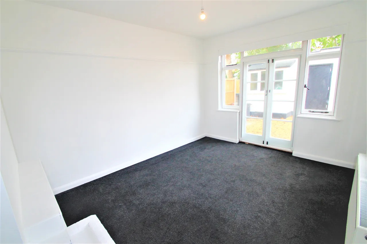 Fernleigh Court, North Harrow, HA2, photo 2