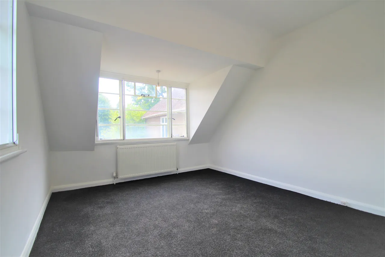 Fernleigh Court, North Harrow, HA2, photo 4