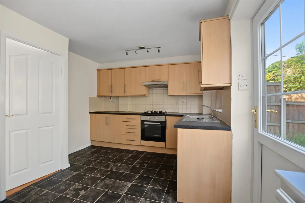 Sunlea Crescent, Stapleford, NG9, photo 4