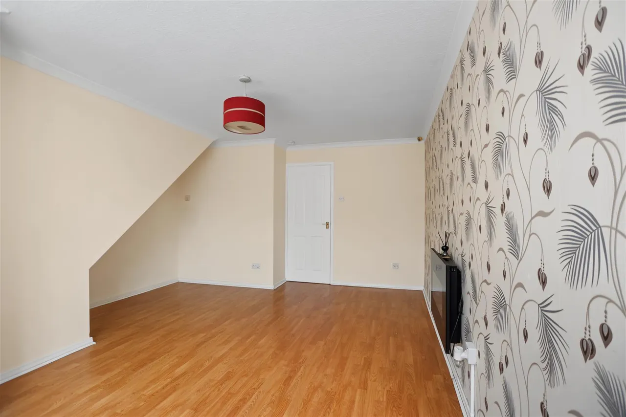 Sunlea Crescent, Stapleford, NG9, photo 7