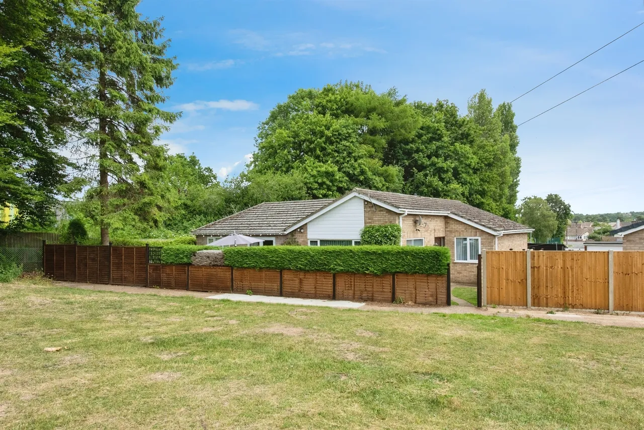 4 bed house for sale — Woodlands Rise, BRANDON