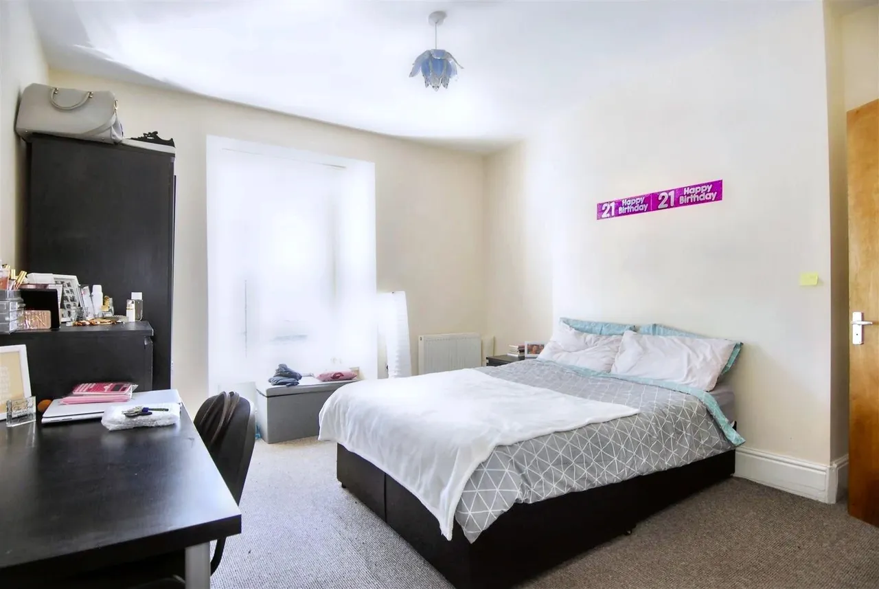 Seaton Avenue, Flat, photo 3