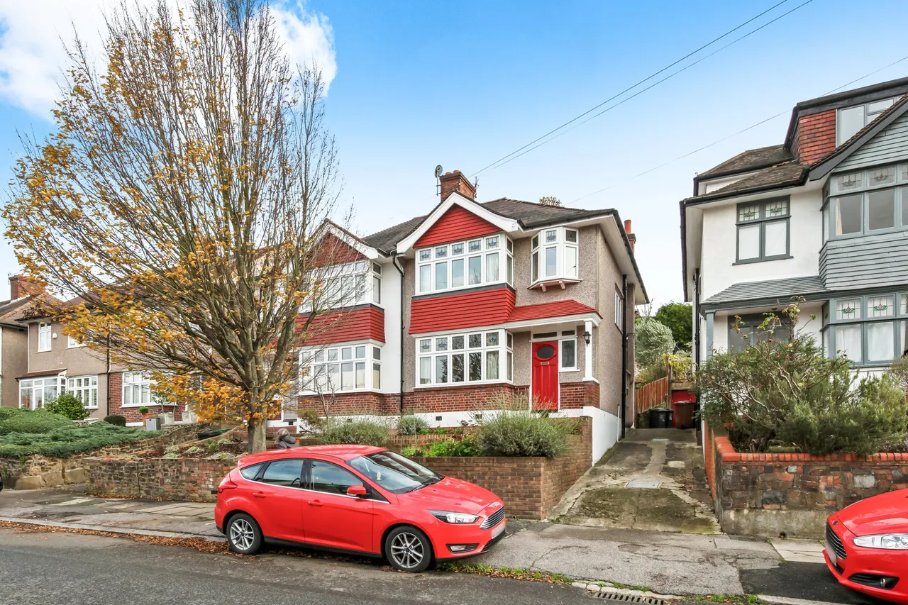 3 bed property for sale — Westwood Park, Forest hill, London, SE23 3QH