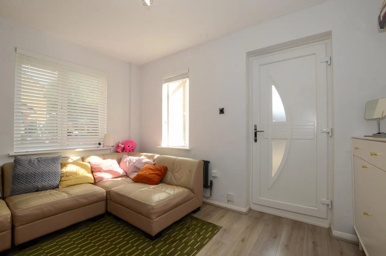 Badgers Close, Harrow, HA1, photo 4
