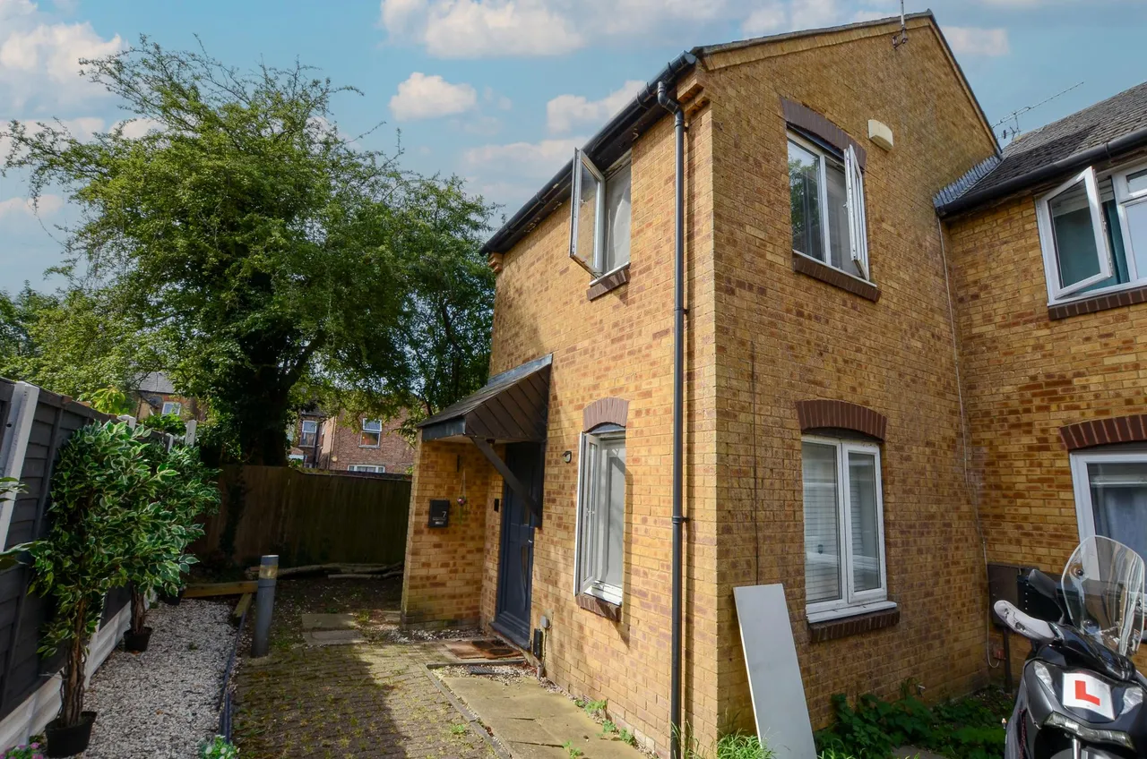 Badgers Close, Harrow, HA1, photo 14