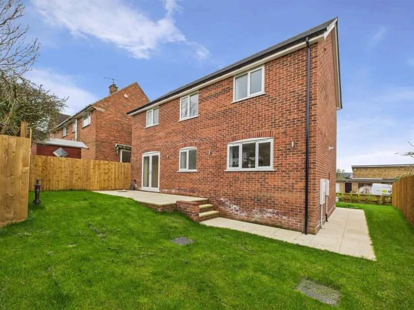 Woods Orchard Road, Tuffley, photo 15