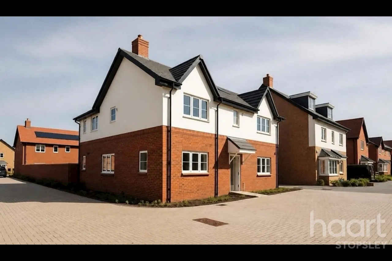 Lewin Park, Langford, SG18, photo 11