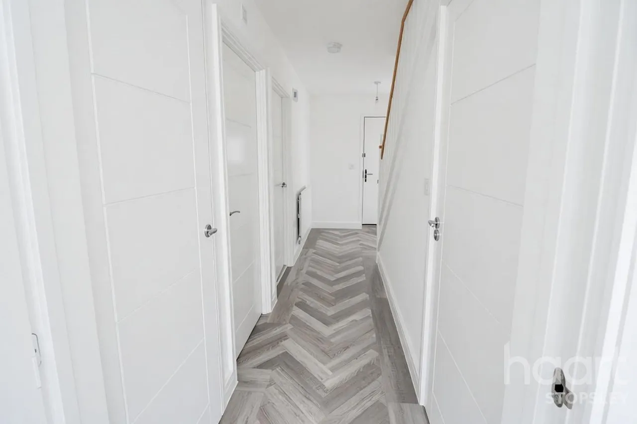 Lewin Park, Langford, SG18, photo 13