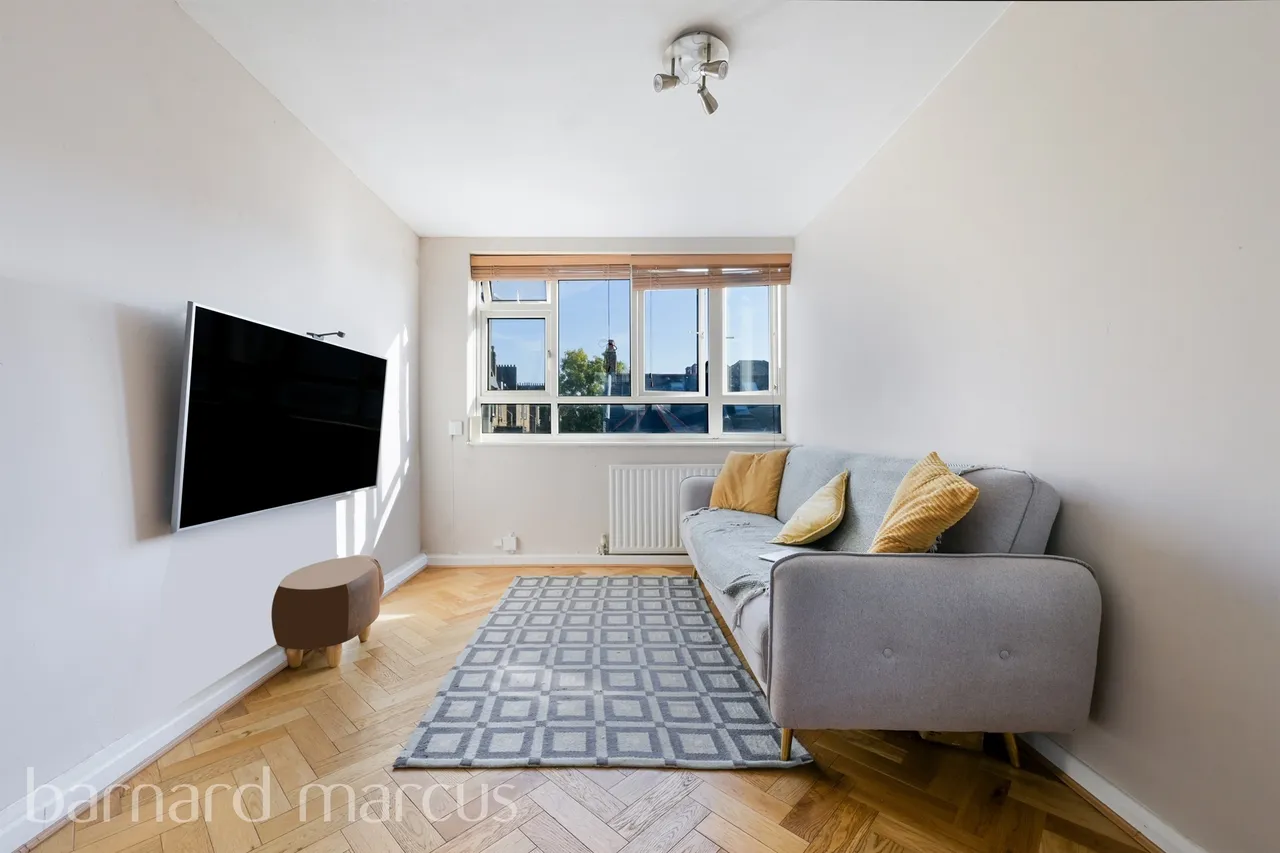 1 bed flat for sale — Mysore Road, London