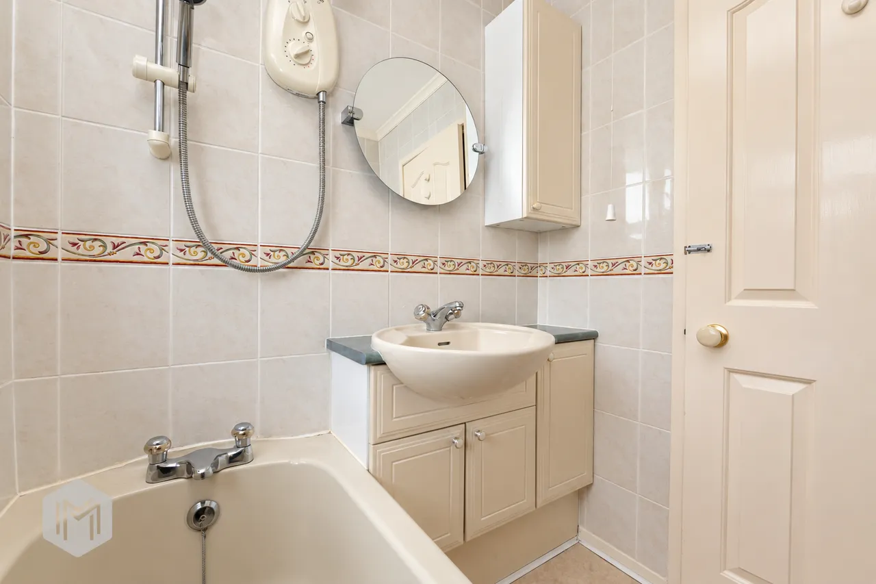 Harwood Vale, Bolton, BL2, photo 18