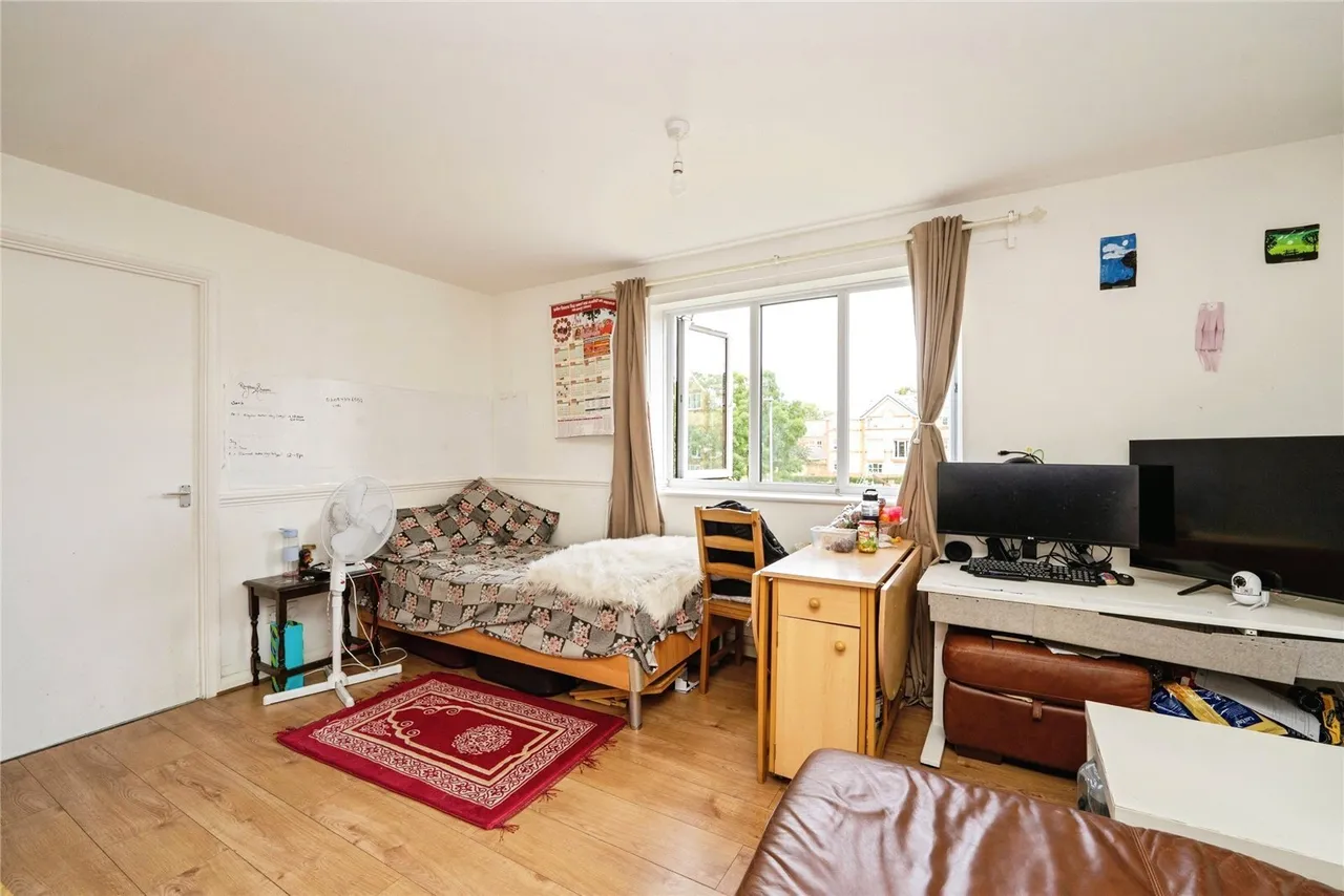 Winery Lane, Kingston upon Thames, KT1, photo 9