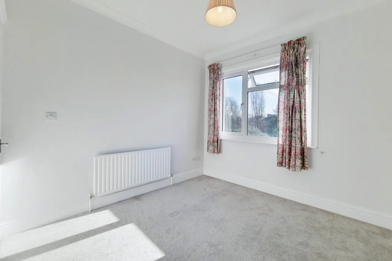 Latchmere Road, Kingston Upon Thames, KT2, photo 14