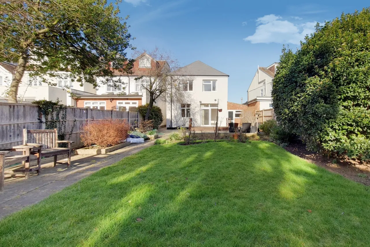 Latchmere Road, Kingston Upon Thames, KT2, photo 4