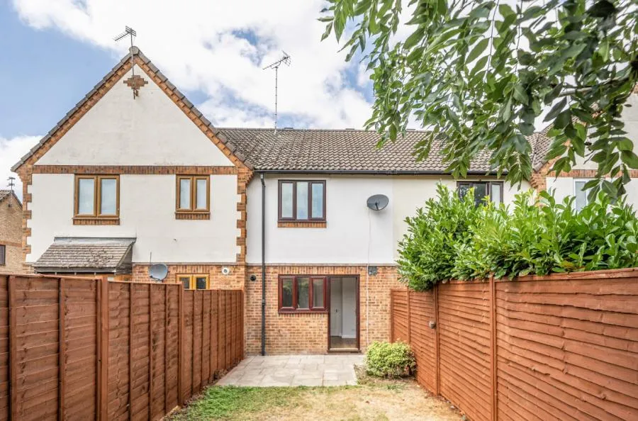 Rickard Close, Aylesbury, HP21, photo 10