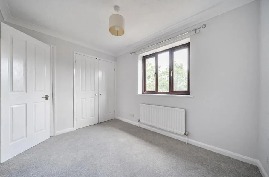 Rickard Close, Aylesbury, HP21, photo 9