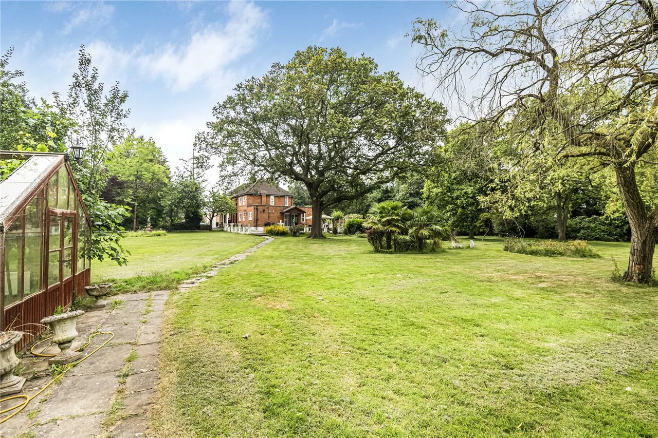 Hyver Hill, Mill Hill, London, NW7 4HU, photo 33