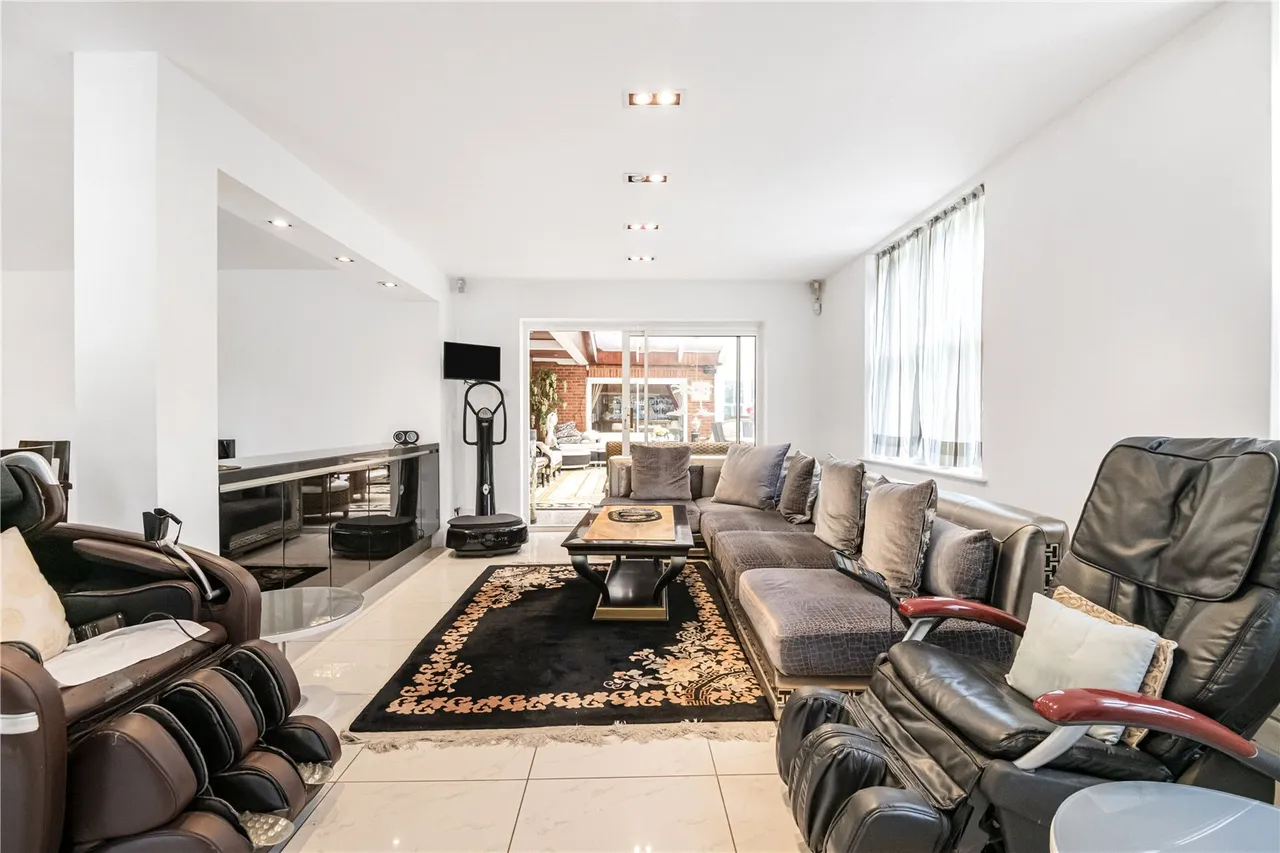 Hyver Hill, Mill Hill, London, NW7 4HU, photo 20