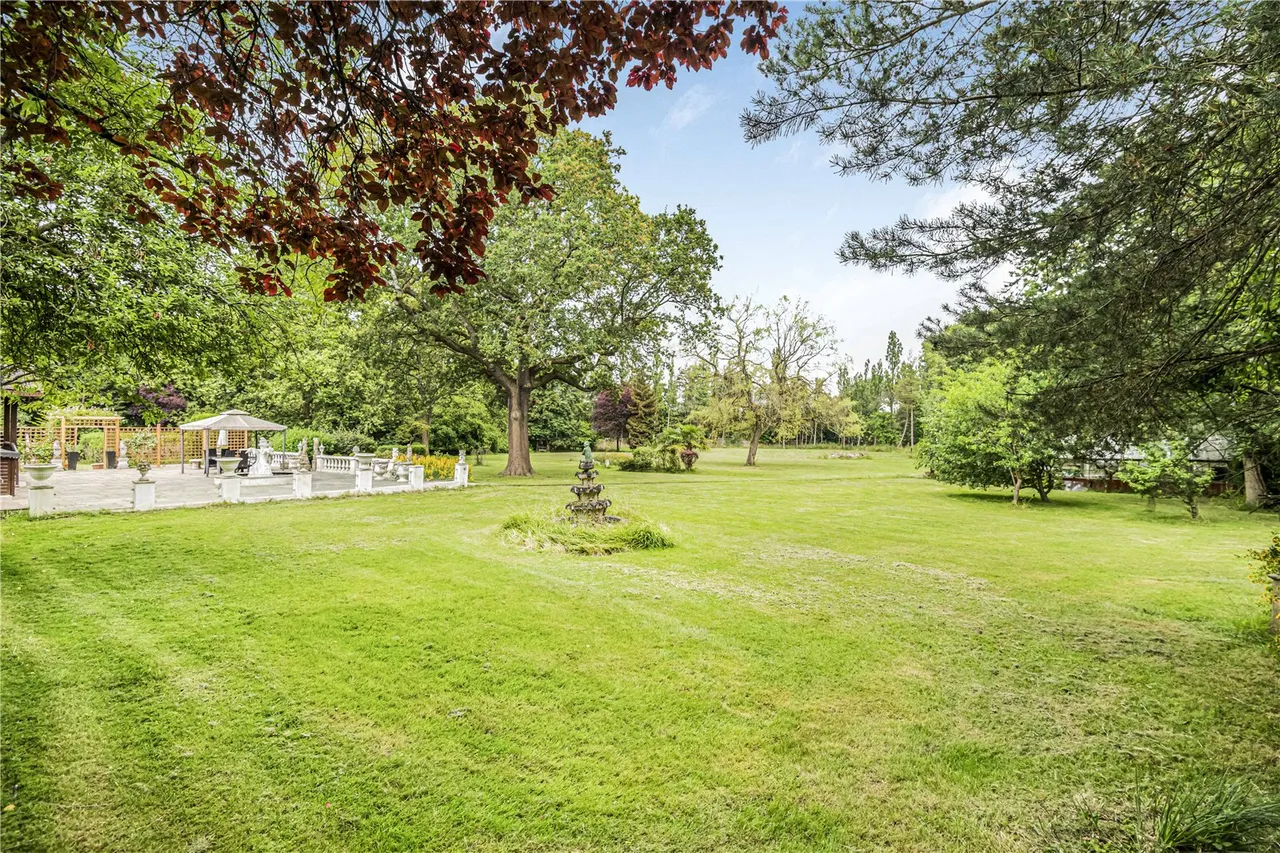 Hyver Hill, Mill Hill, London, NW7 4HU, photo 31