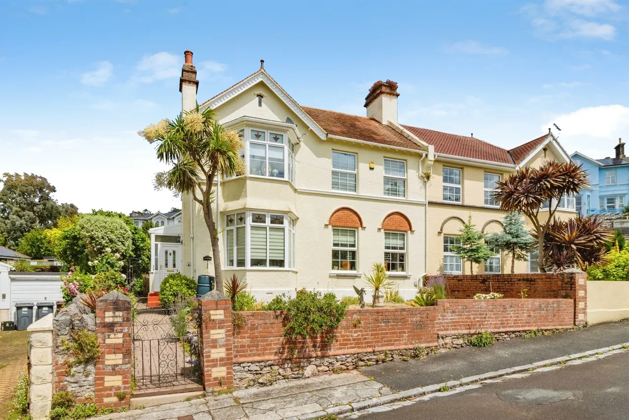 4 bed house for sale, Tor Park Road, Torquay, TQ2