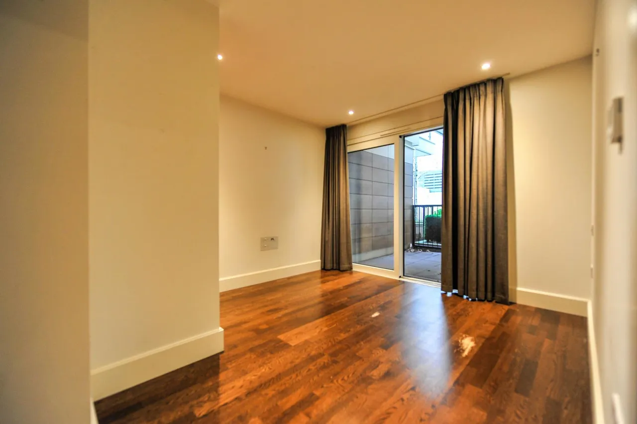 Henry Macaulay Avenue, Kingston, KT2, photo 6