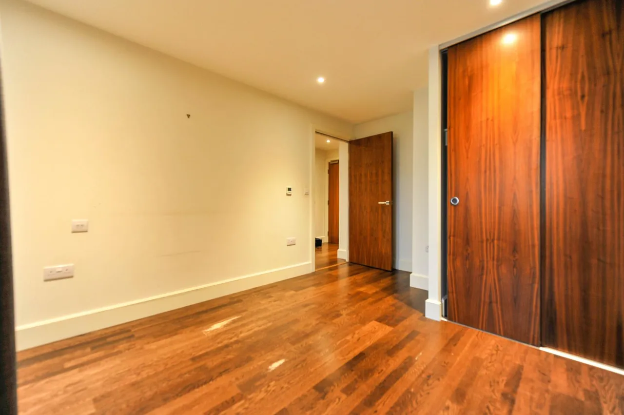 Henry Macaulay Avenue, Kingston, KT2, photo 7