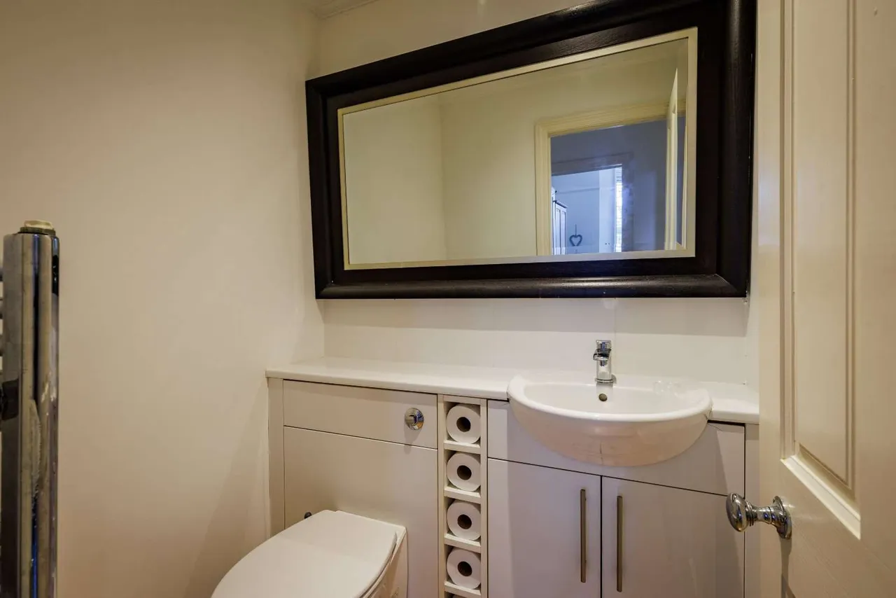 Woodbridge Road, Guildford, GU1, photo 12