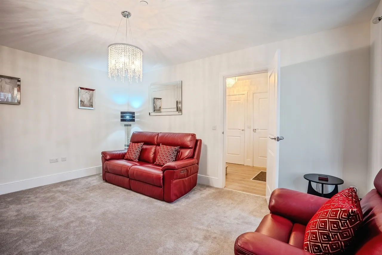 Lave Way, Caldicot, NP26, photo 4