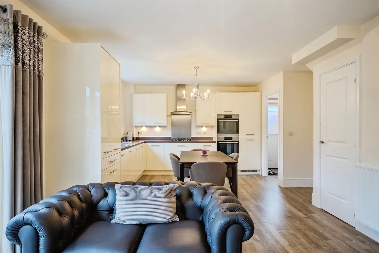 Lave Way, Caldicot, NP26, photo 9
