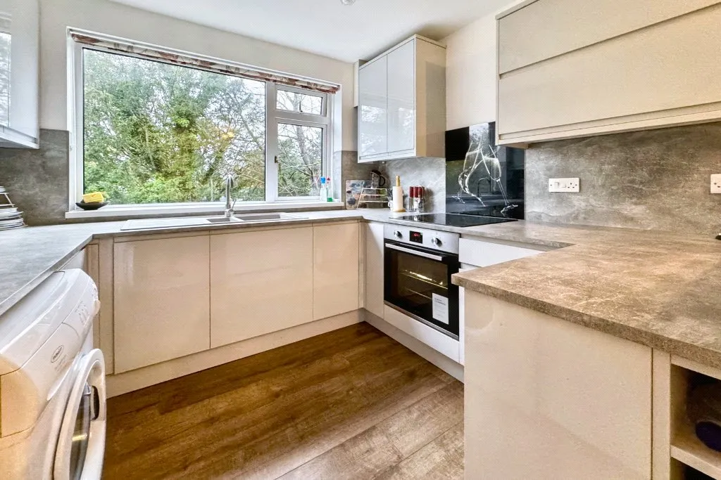 West Cliff Road, Bournemouth, Dorset, BH4, photo 5