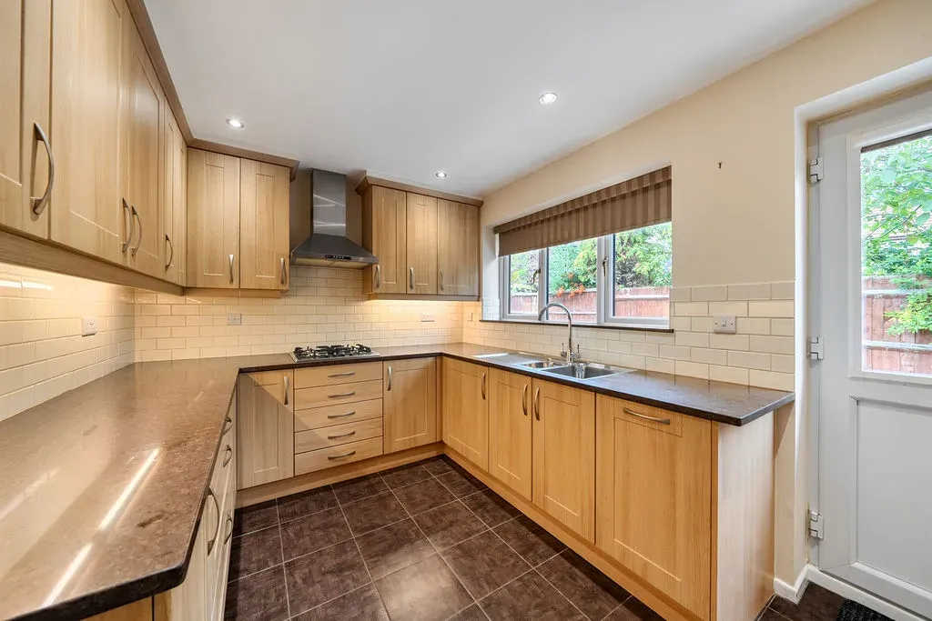 Normandy Way, Bletchley, Milton Keynes, Buckinghamshire, MK3 7UN, photo 4