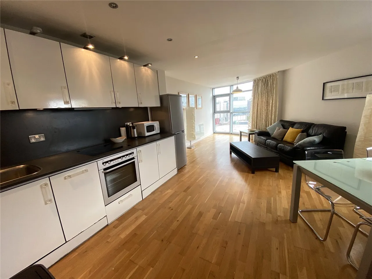 Altolusso, Cardiff, CF10, photo 8