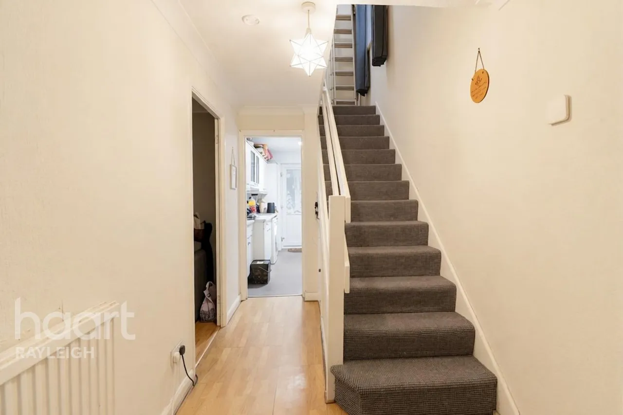 Keats Walk, Rayleigh, SS6, photo 6