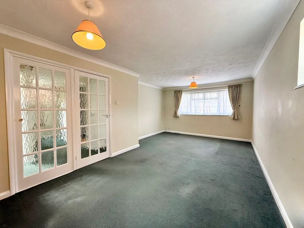 Rothschild Road, Wing LU7 0NL, photo 8