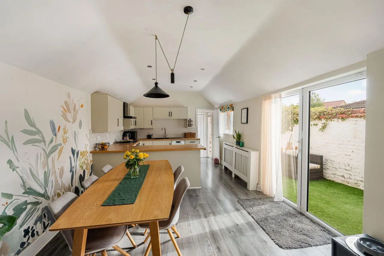 Main Road, Hundleby, PE23, photo 11