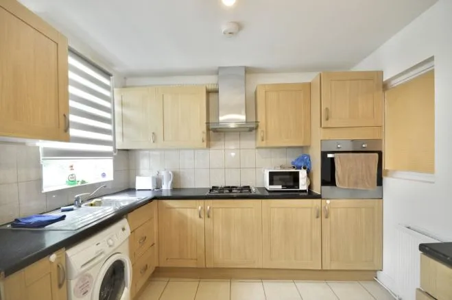 Mountfield Road, London, W5, photo 9