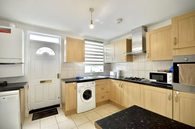 Mountfield Road, London, W5, photo 3