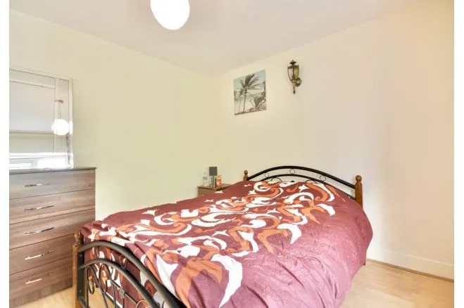 Mountfield Road, London, W5, photo 10