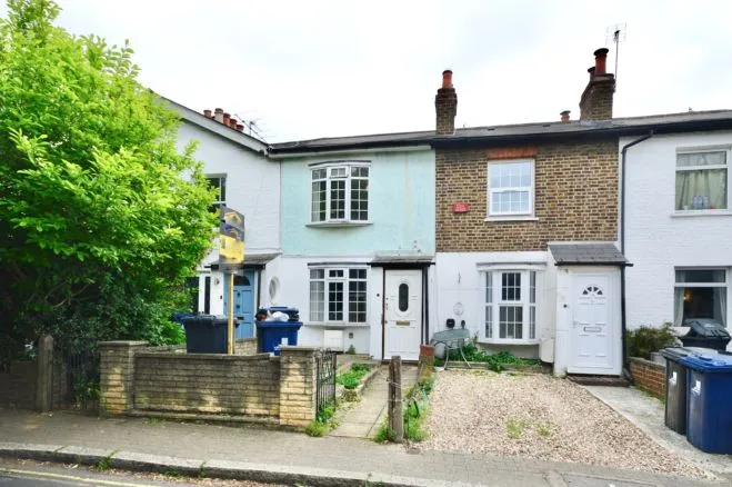 2 bed house for sale, Mountfield Road, London, W5