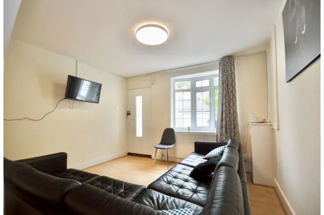 Mountfield Road, London, W5, photo 6