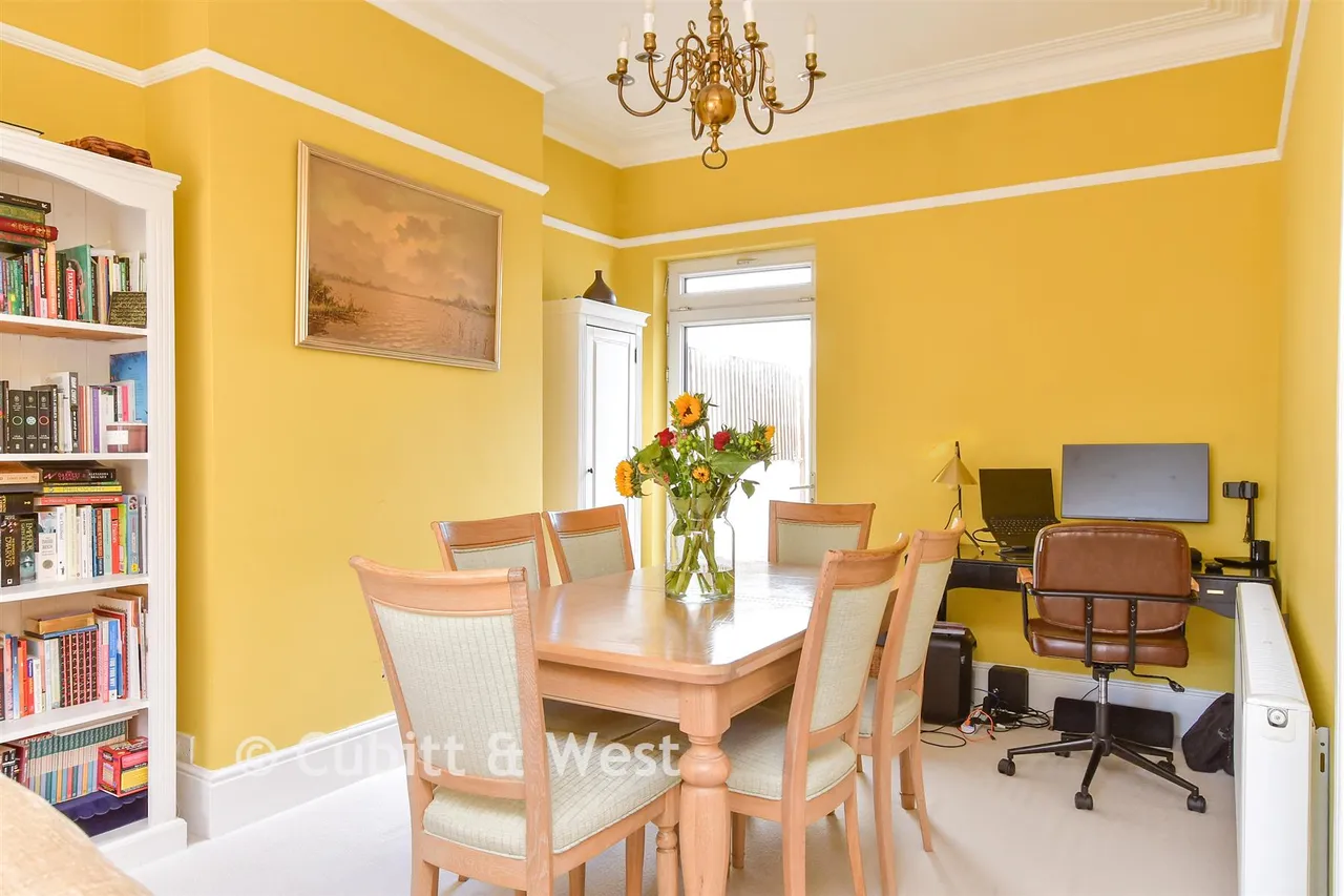 Eastcourt Road, Worthing, BN14, photo 6