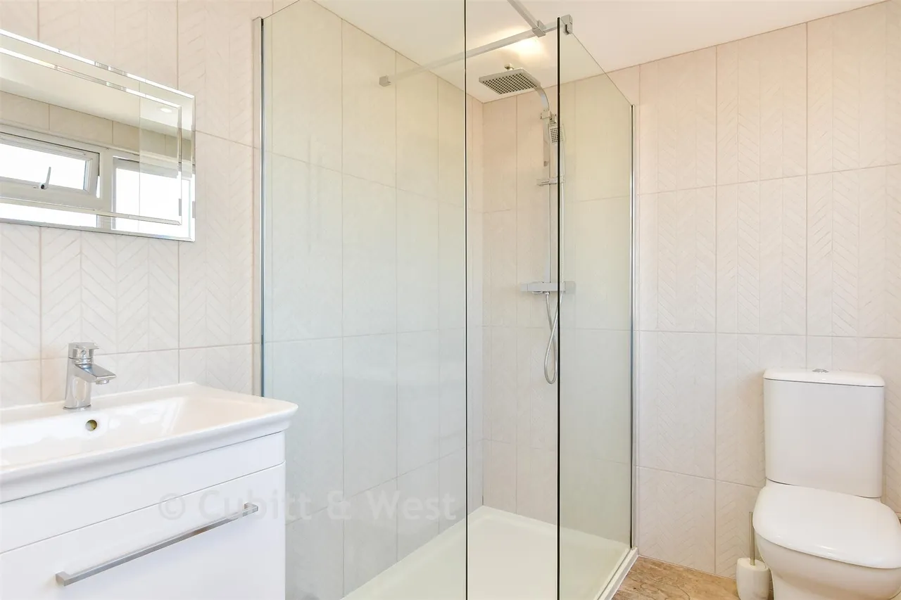 Eastcourt Road, Worthing, BN14, photo 20