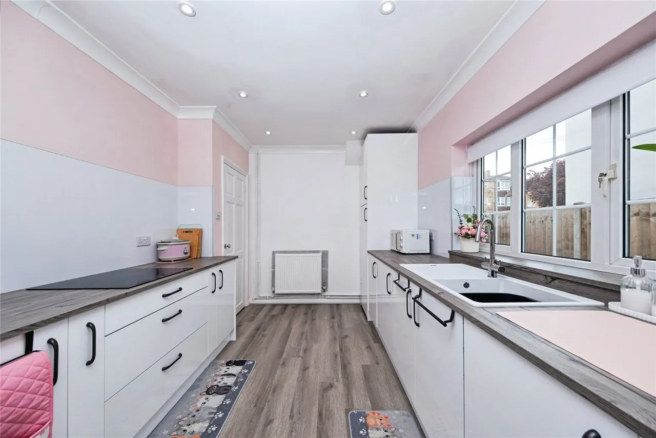 Clarence Road, Leighton Buzzard, LU7, photo 5