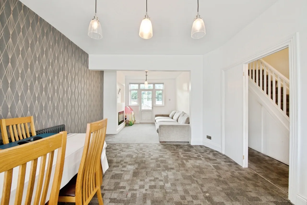 Parkside Avenue, Romford, RM1, photo 7
