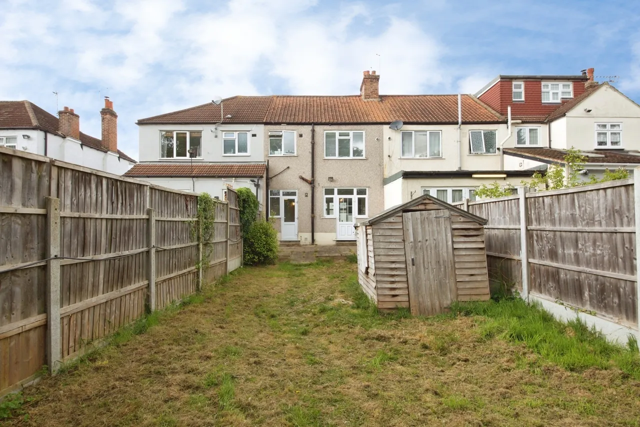 Parkside Avenue, Romford, RM1, photo 6