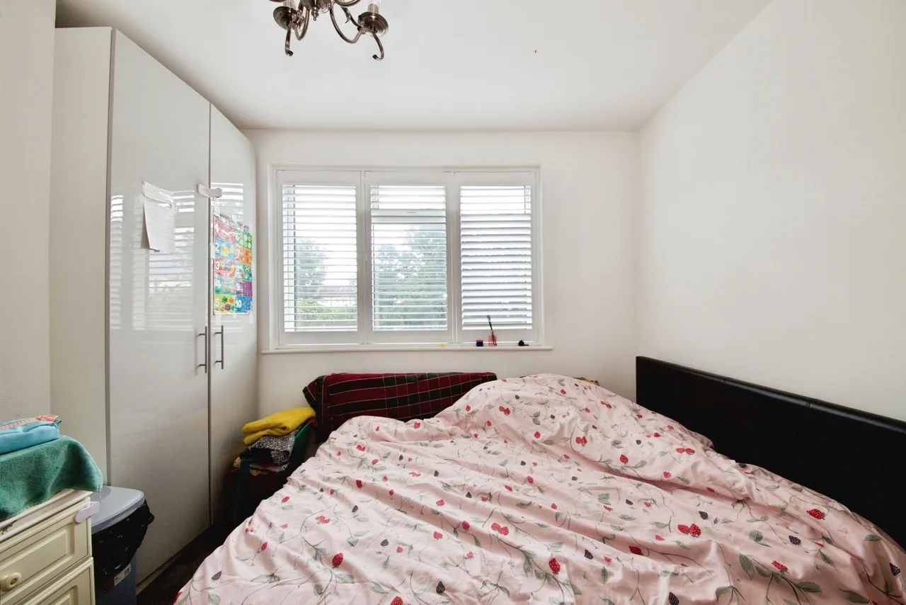 Parkside Avenue, Romford, RM1, photo 13