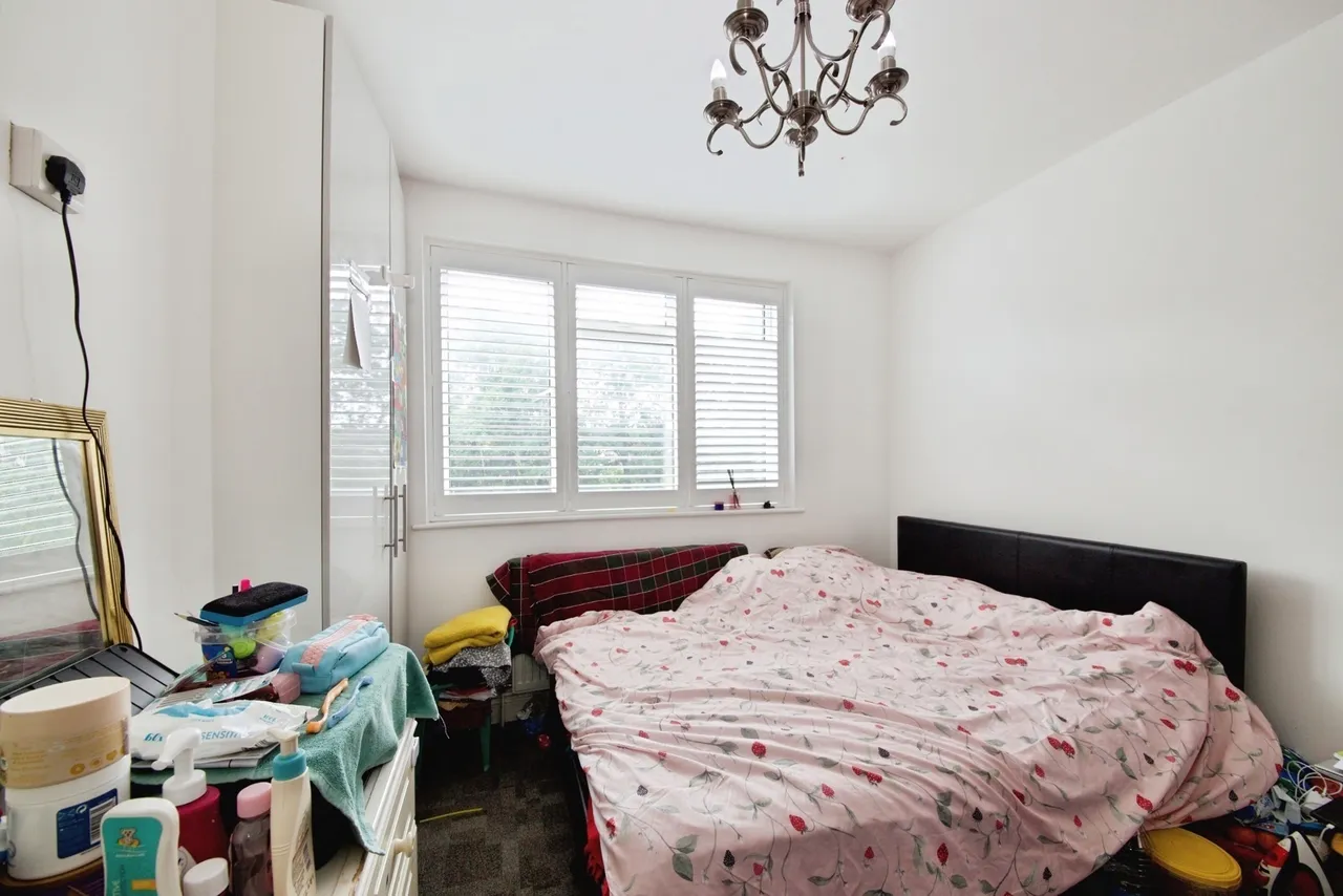 Parkside Avenue, Romford, RM1, photo 11