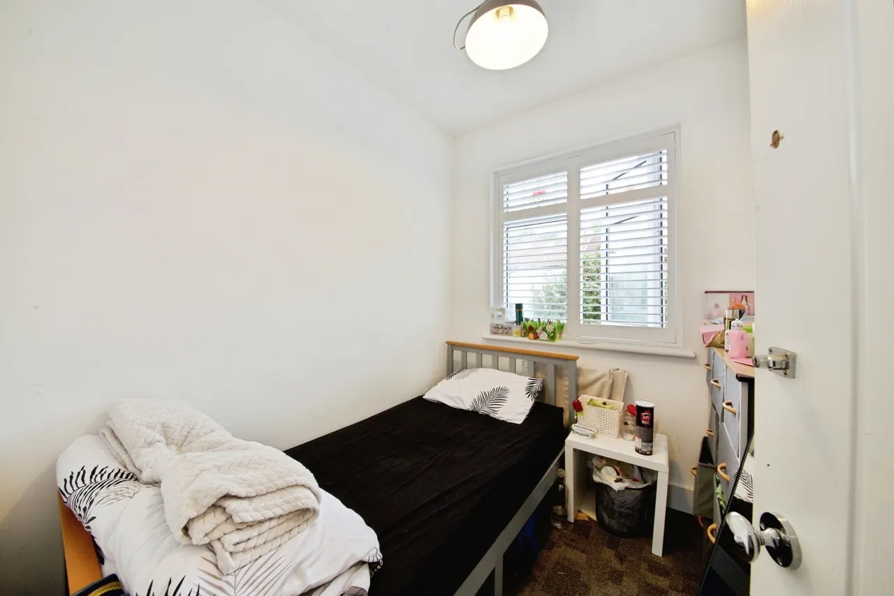 Parkside Avenue, Romford, RM1, photo 9
